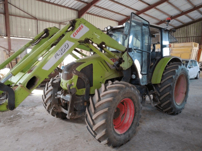 AXOS 340 CLAAS Tracteur agricole