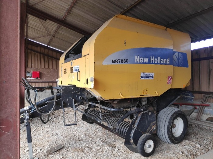 Br7060 NEW_HOLLAND Récolte fourrages