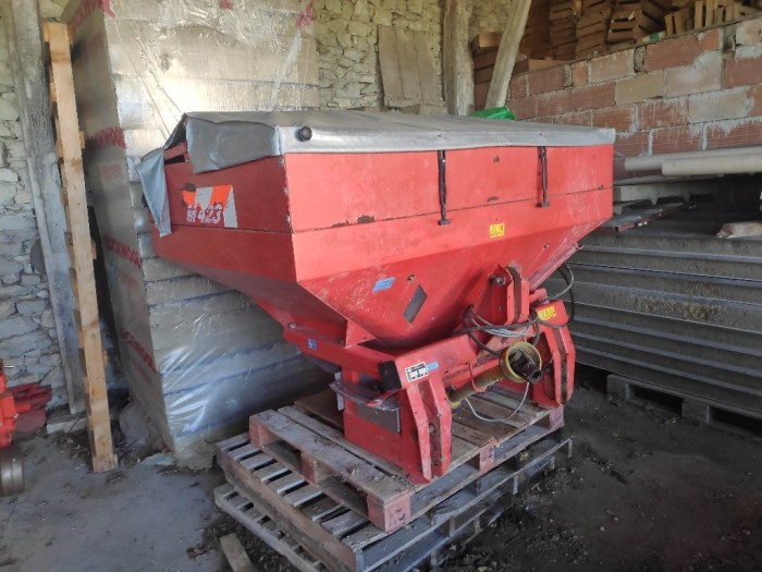 Mds 932 KUHN Epandage